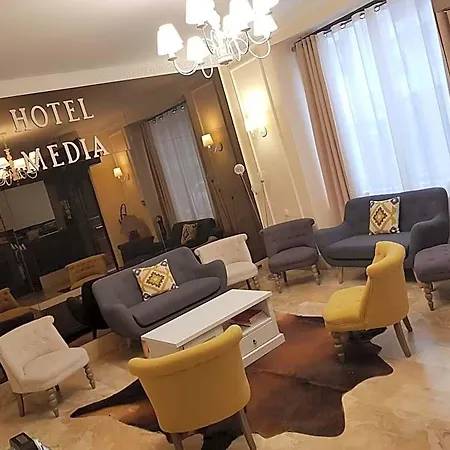 Media Paryż