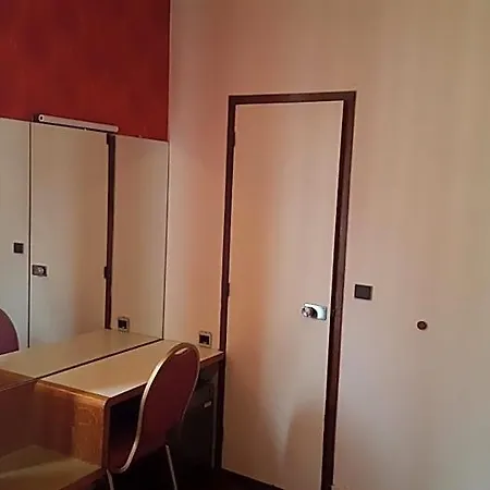 Hotel Media 3*