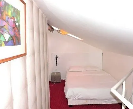 Média Hotel