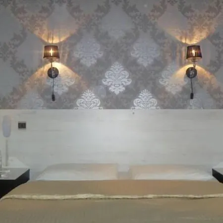 Media 3* Παρίσι